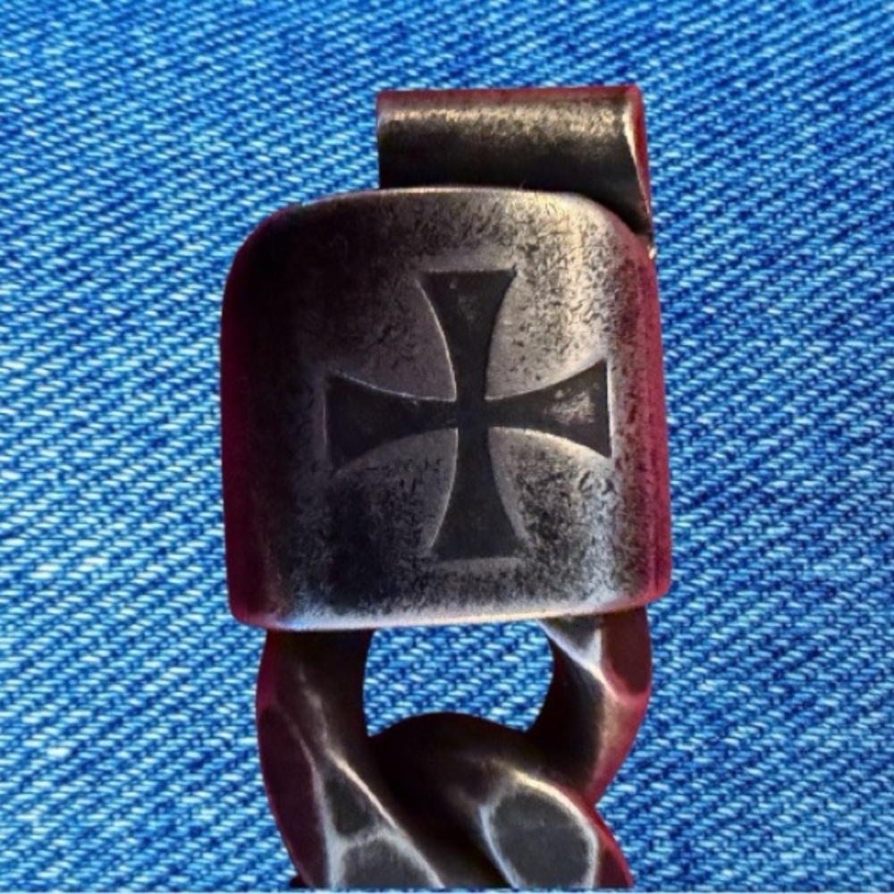 The Hero Company Knights Templar "Never Retreat, Never Surrender" Bracelet - Picture 3 of 6